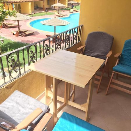 Pool View Apartment At British Resort - Unit 02 후르가다 외부 사진