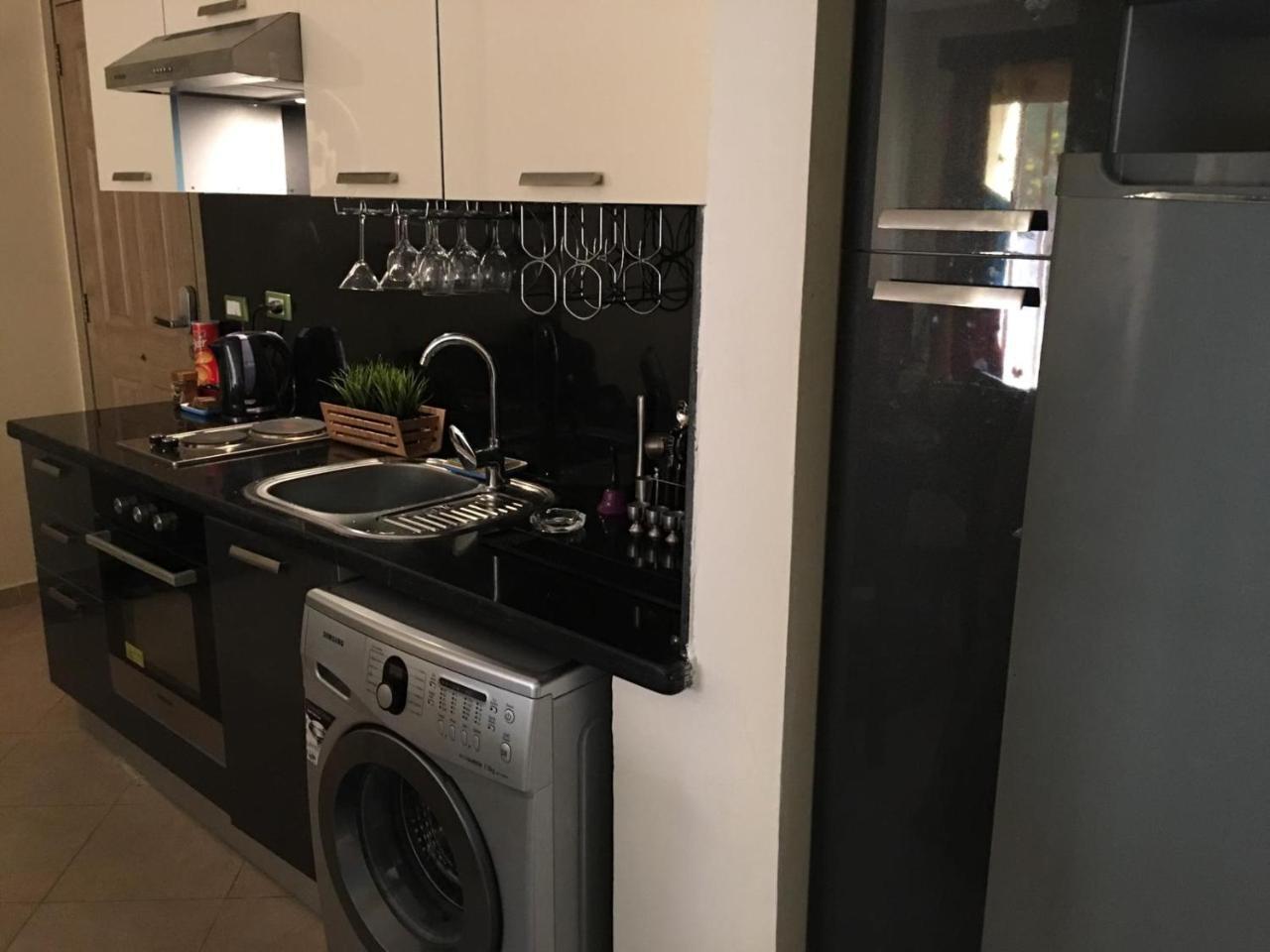Pool View Apartment At British Resort - Unit 02 후르가다 외부 사진